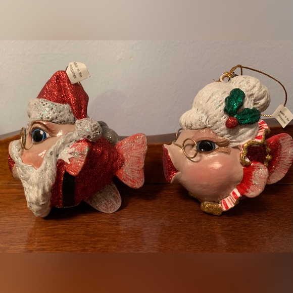 Santa & Mrs. Claus Kissing Fish Christmas Ornaments (Katherine’s Collection) - Picture 1 of 9